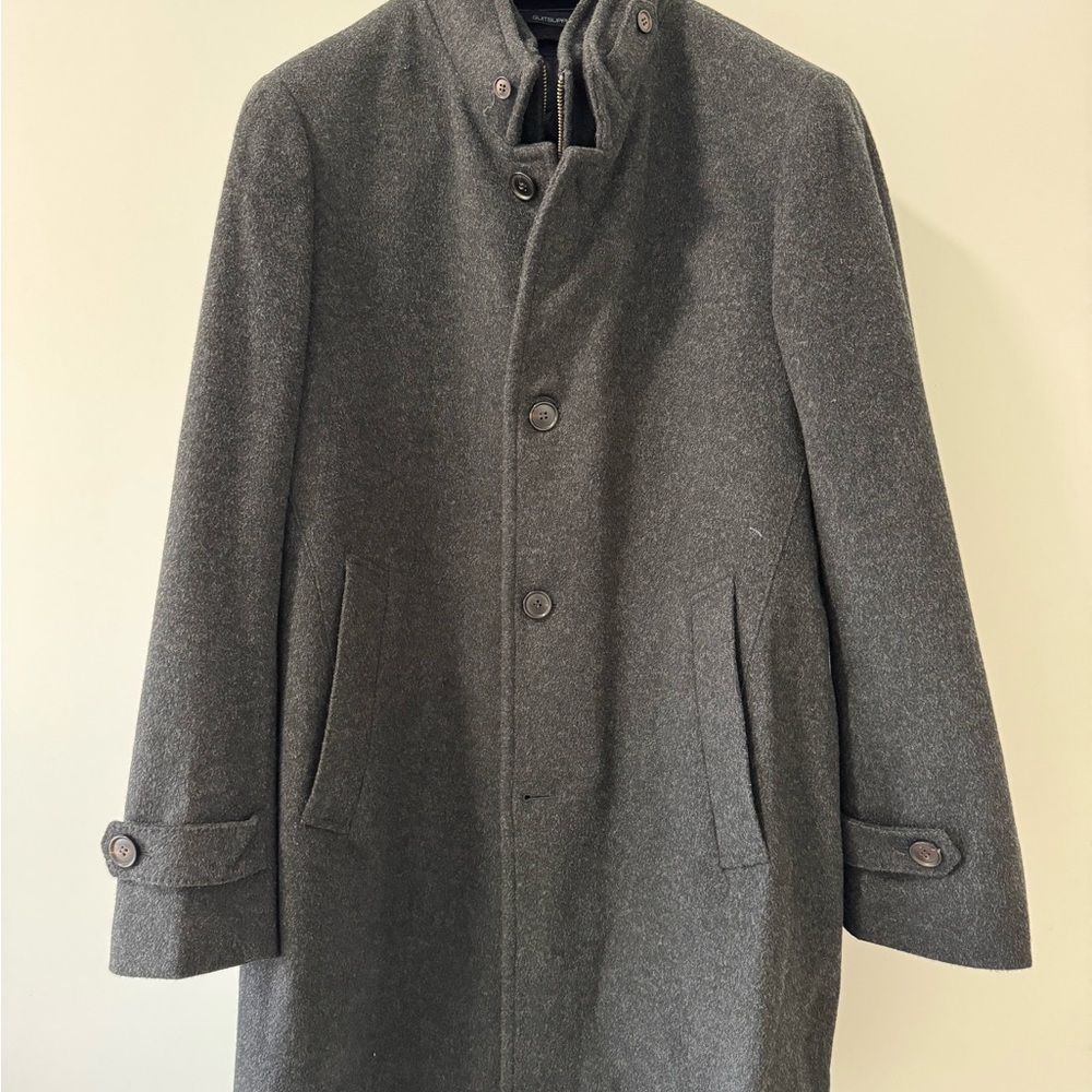 Suitsupply 100% wool overcoat. Size 52